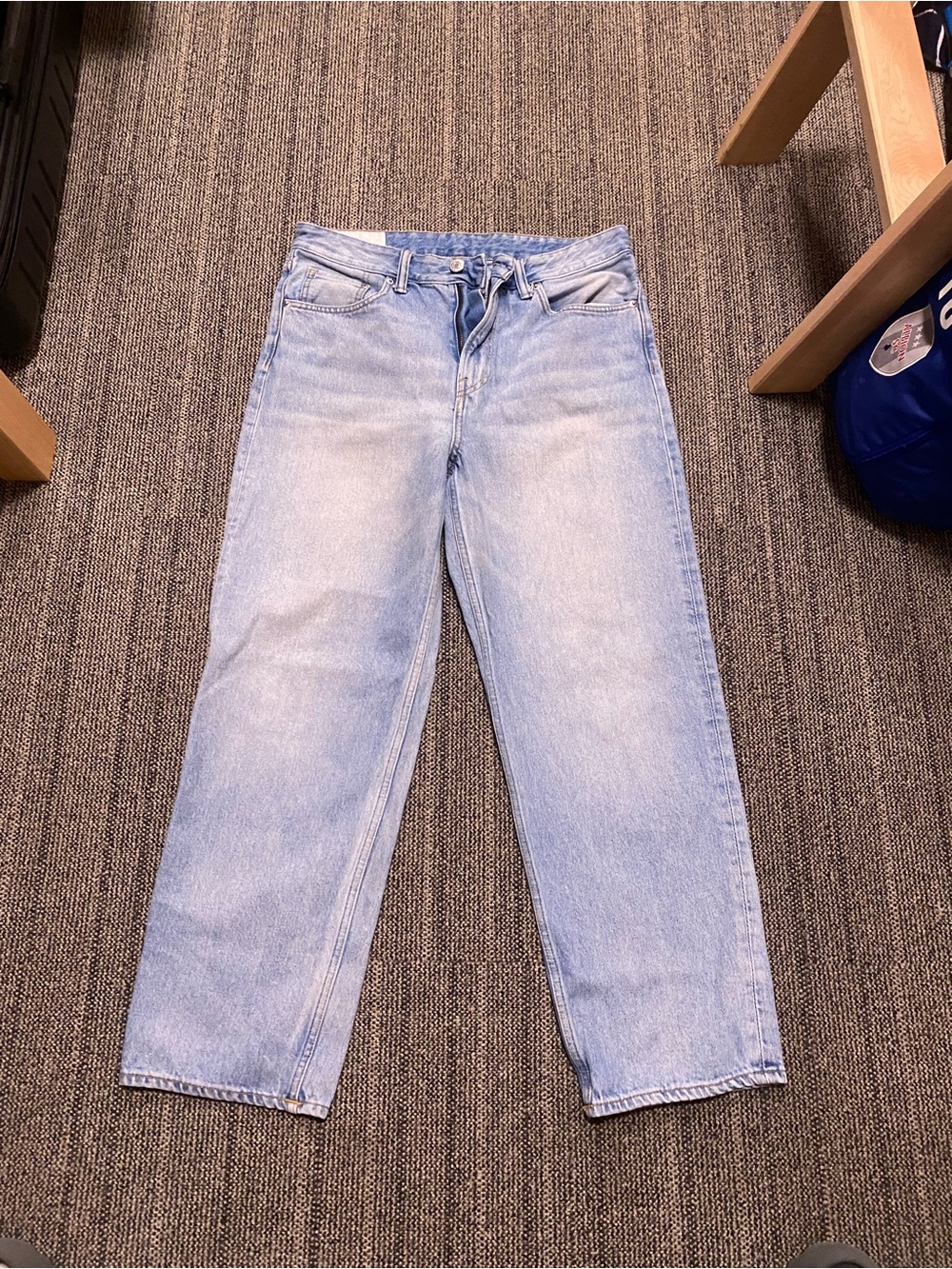 H&M Light Blue Straight-Leg Mens Jeans